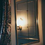 La Mondaine Hotel
