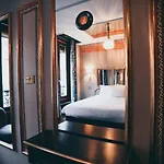 La Mondaine 3*
