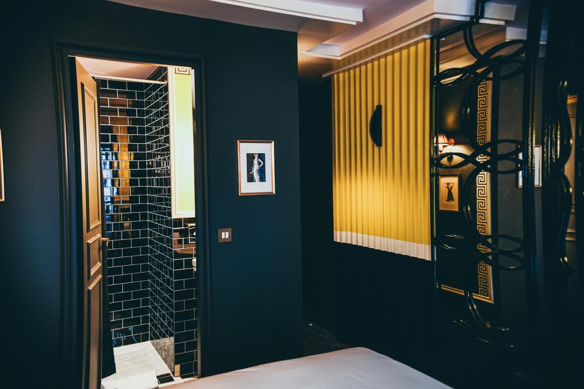 La Mondaine Hotel